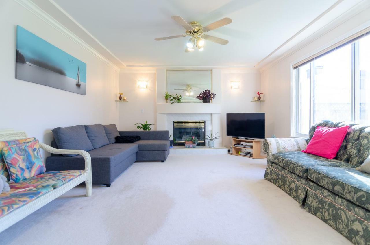 Great Guest Suite In A Gorgeous House New Westminster Dış mekan fotoğraf