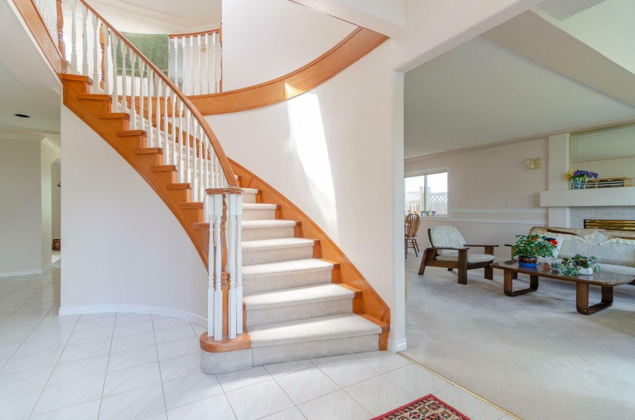 Great Guest Suite In A Gorgeous House New Westminster Dış mekan fotoğraf